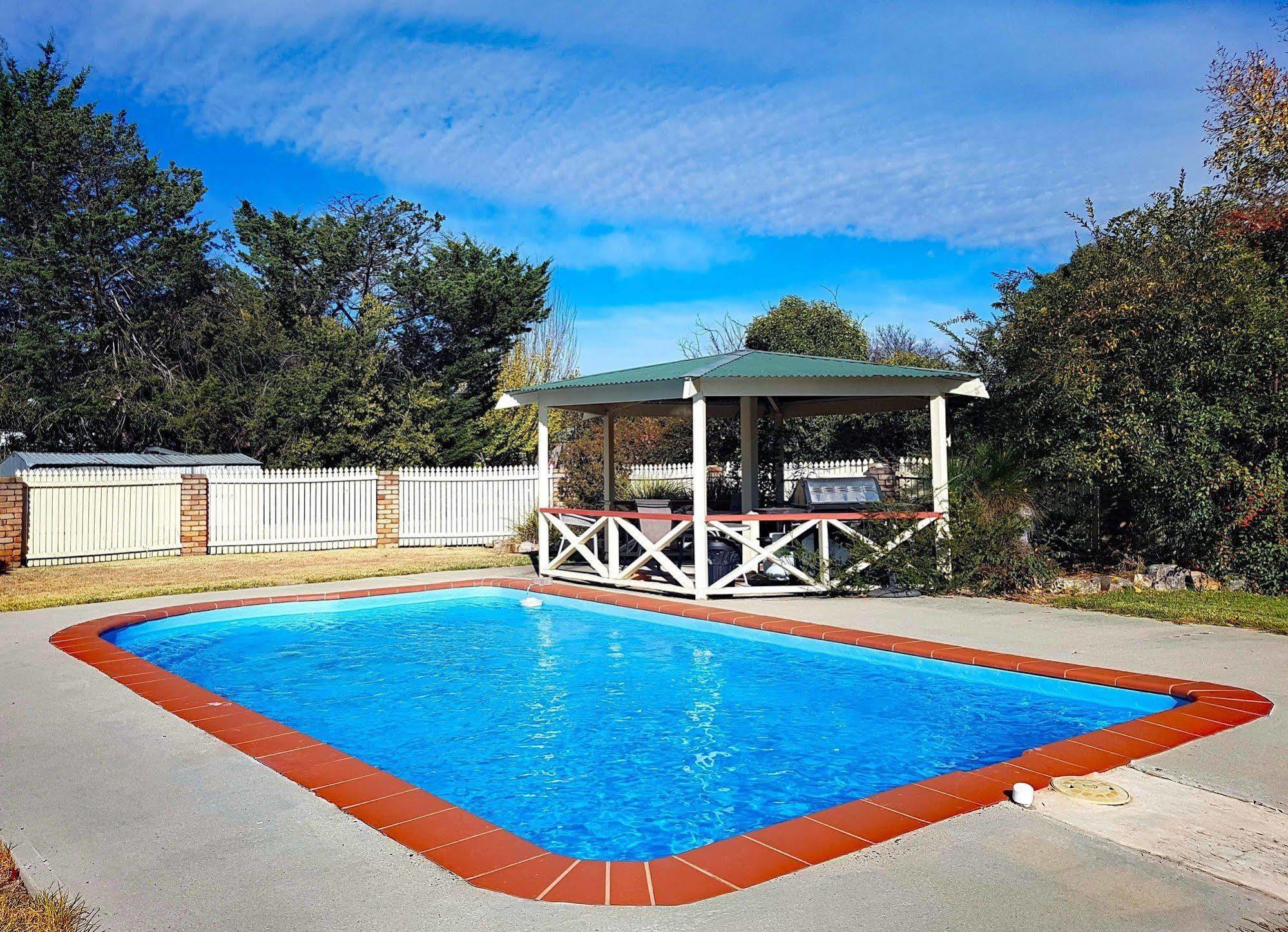 Rest Point Motor Inn Glen Innes Exterior foto